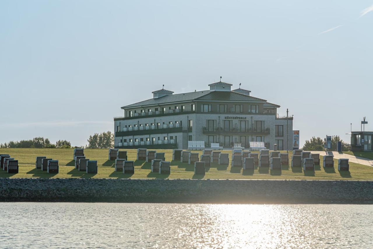 Kuestenperle Strandhotel & Spa Busum Exterior photo